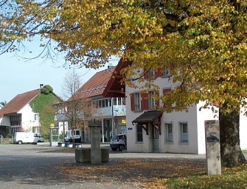 Scherz Dorfplatz. Foto WS 2010.